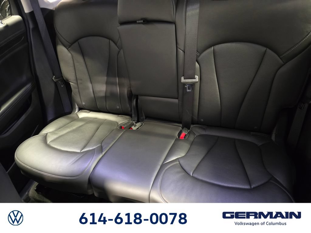 Used 2020 Buick Envision Premium AWD/4WD image 19