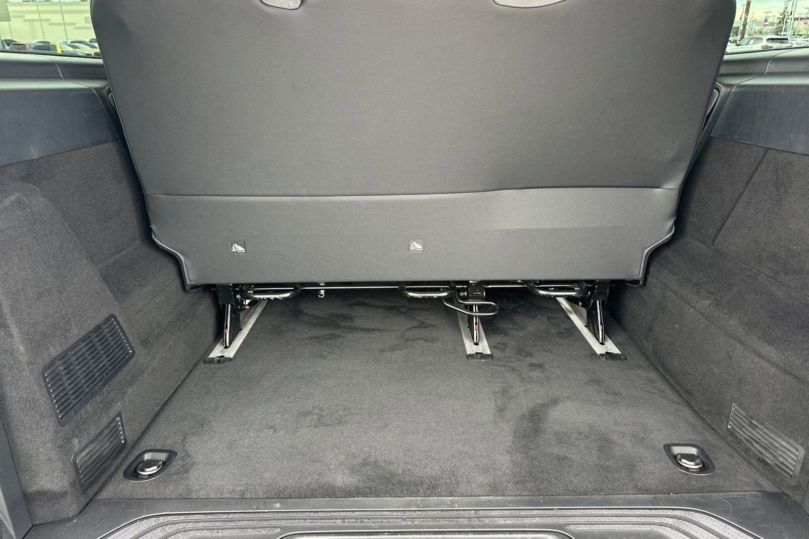 Used 2016 Mercedes-Benz Metris Passenger image 16