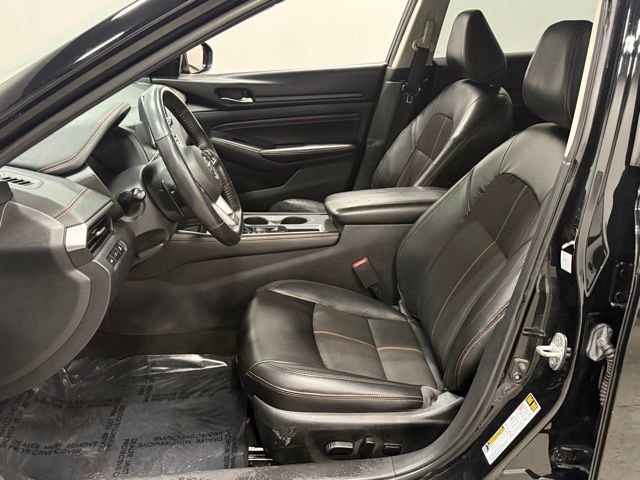 Used 2021 Nissan Altima 2.5 SR w/ SR Premium Package FWD image 14