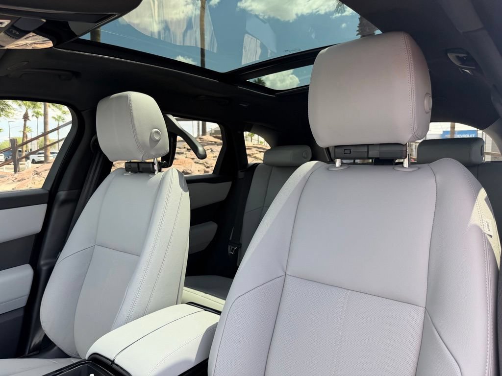 New 2026 Land Rover Range Rover Velar S AWD/4WD image 6