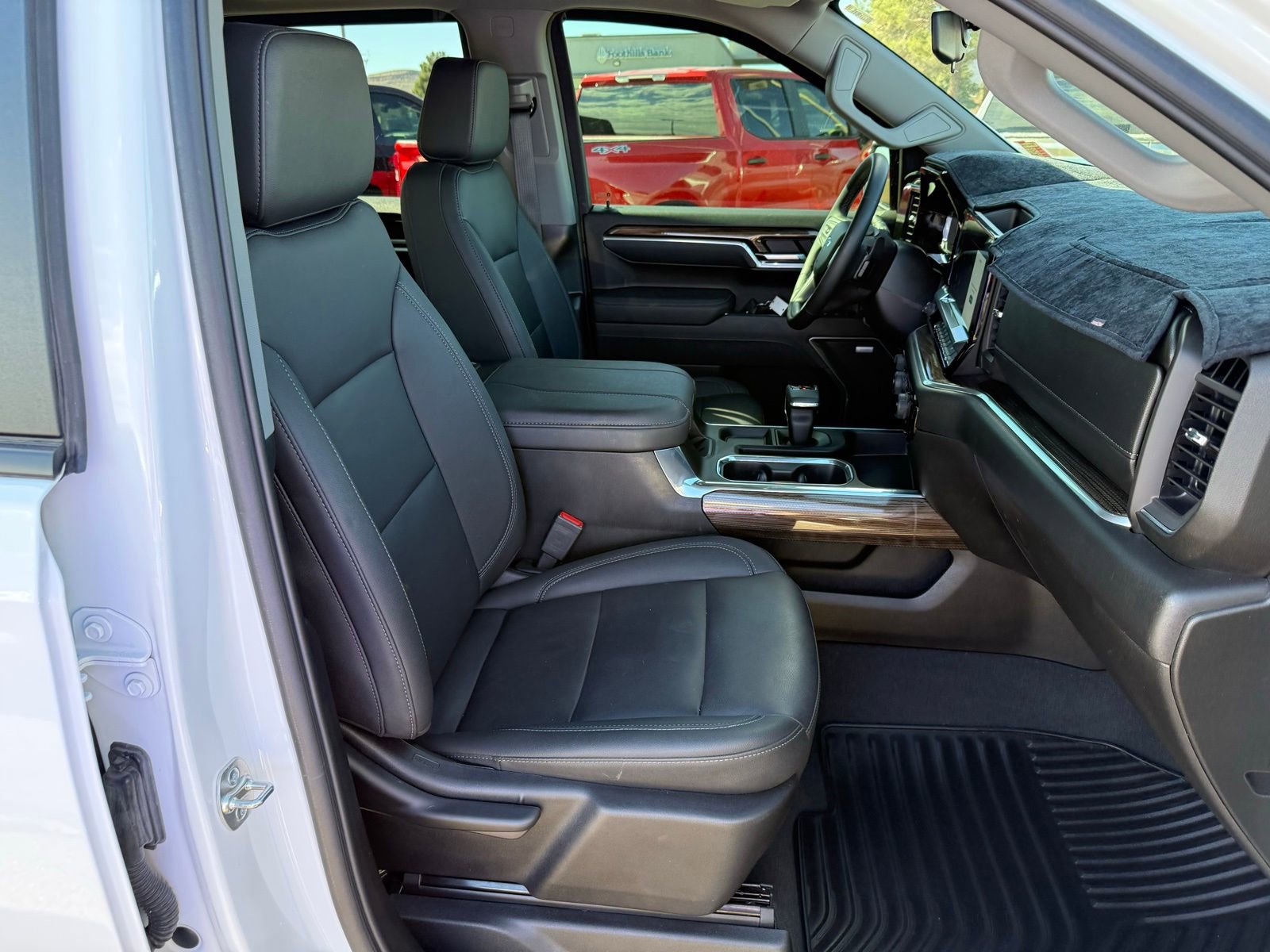 Certified 2025 Chevrolet Silverado 1500 RST w/ Convenience Package II image 38