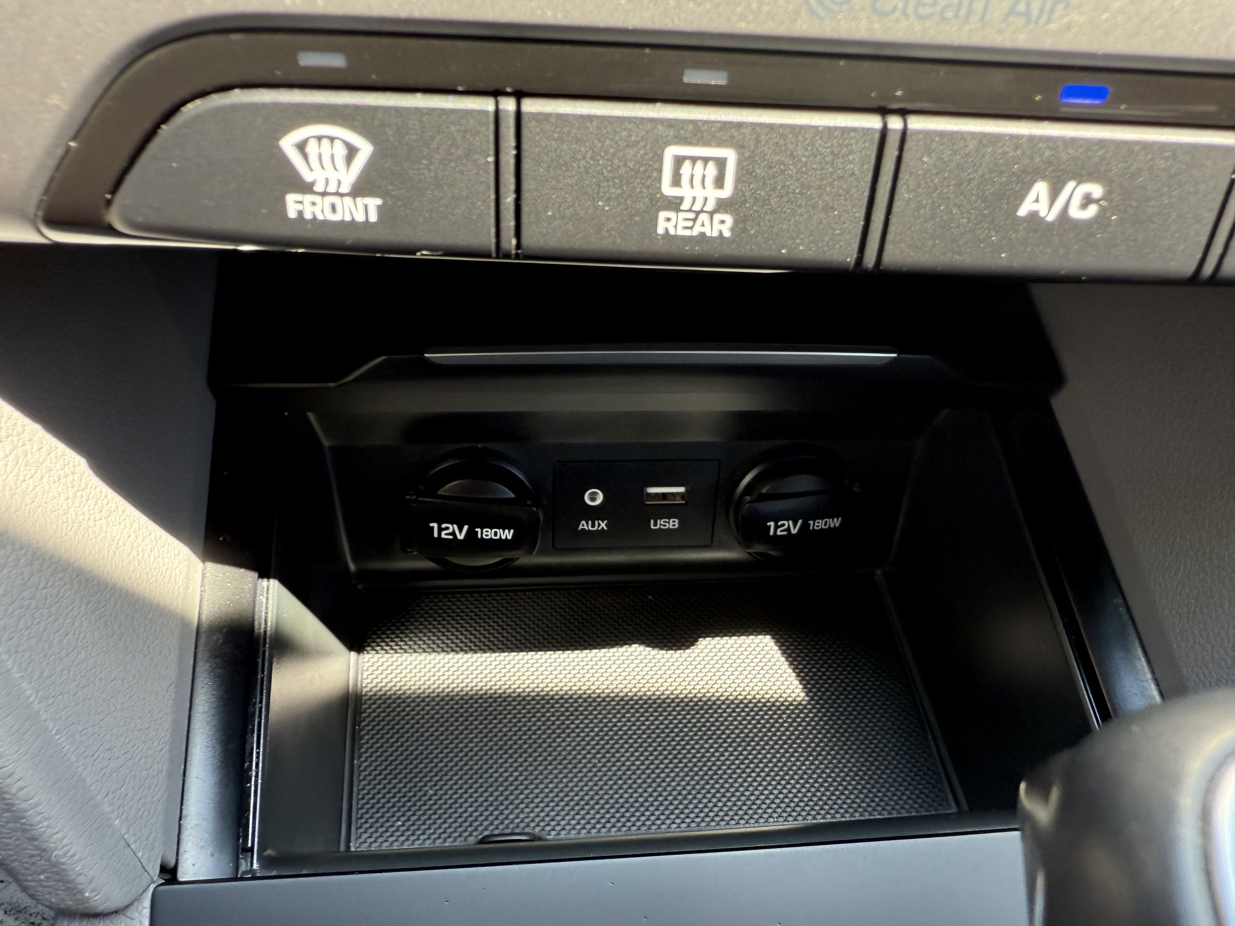 Used 2018 Hyundai Elantra Value Edition FWD image 18