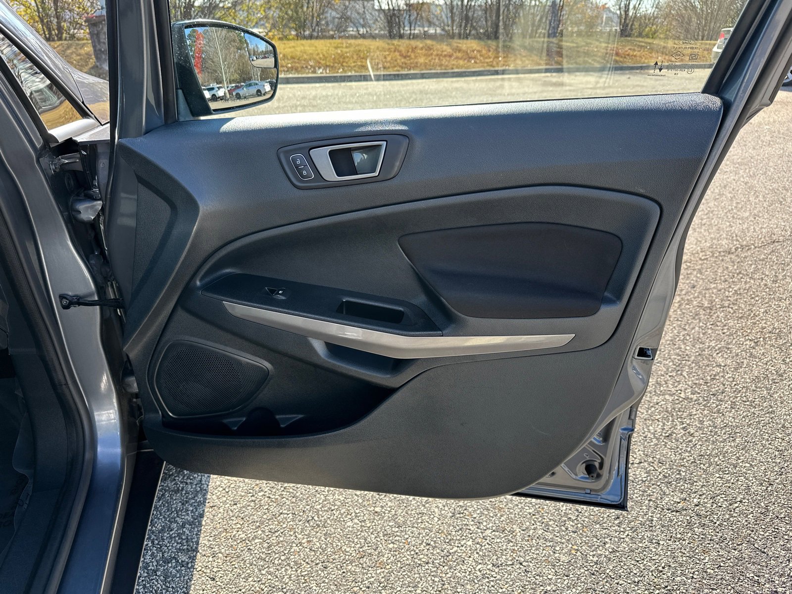 Used 2021 Ford EcoSport SE image 14