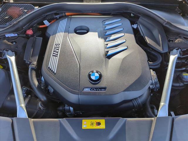Used 2021 BMW 745e xDrive w/ Premium Package image 23