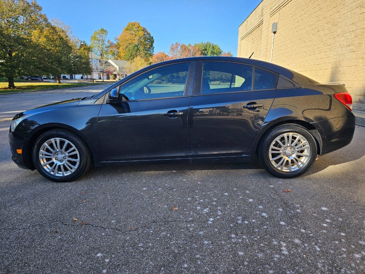 Used 2013 Chevrolet Cruze Eco FWD image 4