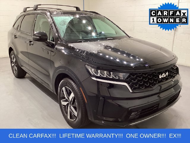 Used 2023 Kia Sorento EX FWD image 1
