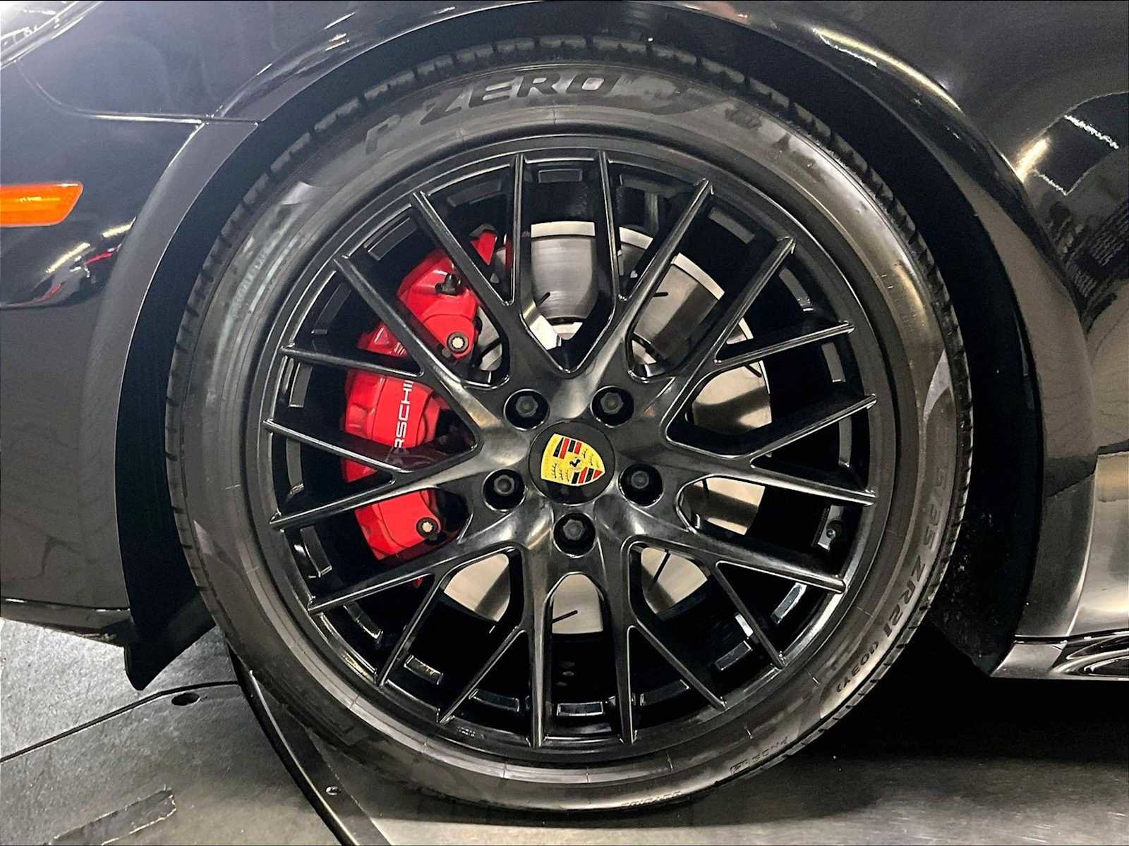 Used 2019 Porsche Panamera GTS image 13