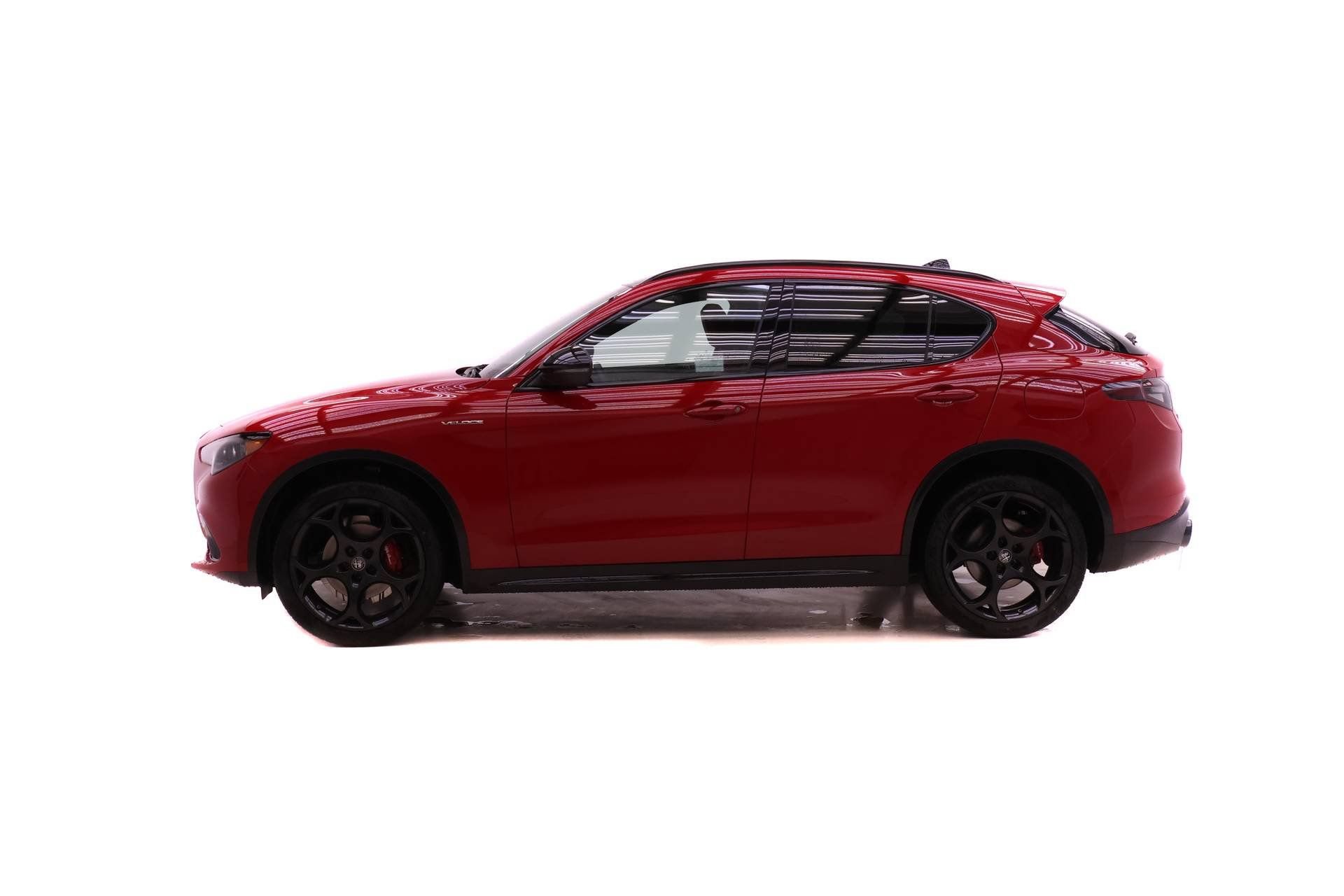 New 2026 Alfa Romeo Stelvio Sprint AWD/4WD image 3