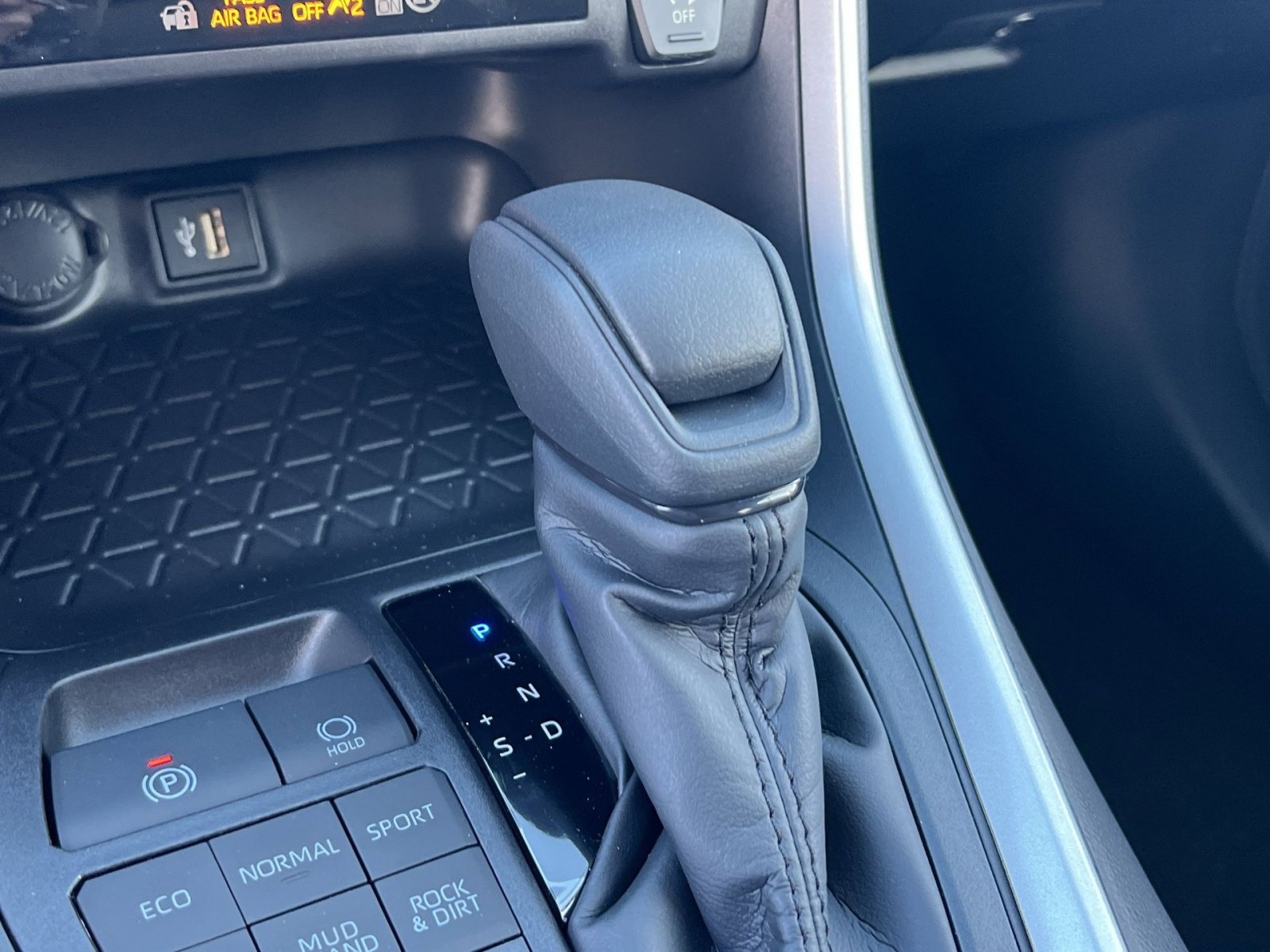 New 2025 Toyota RAV4 LE image 17