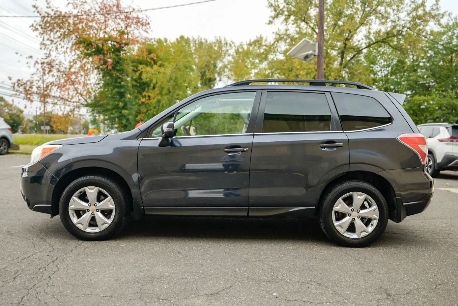 Used 2014 Subaru Forester 2.5i Touring w/ Protection Package #2 AWD/4WD image 8