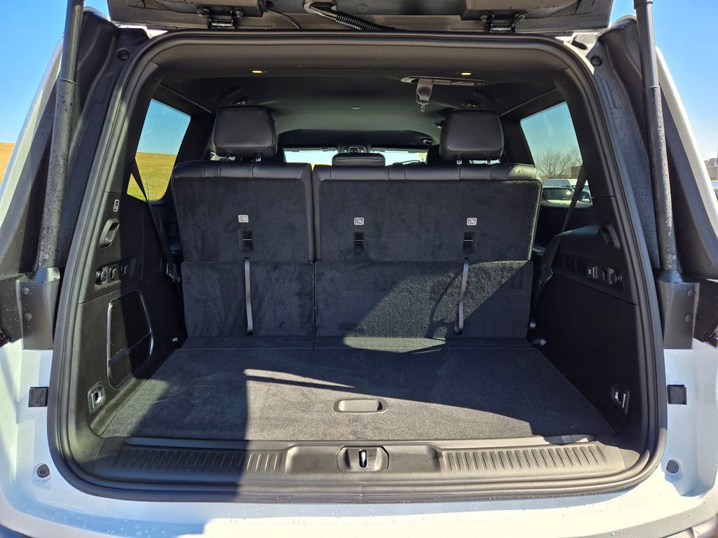 New 2026 Jeep Grand Wagoneer 4WD image 31