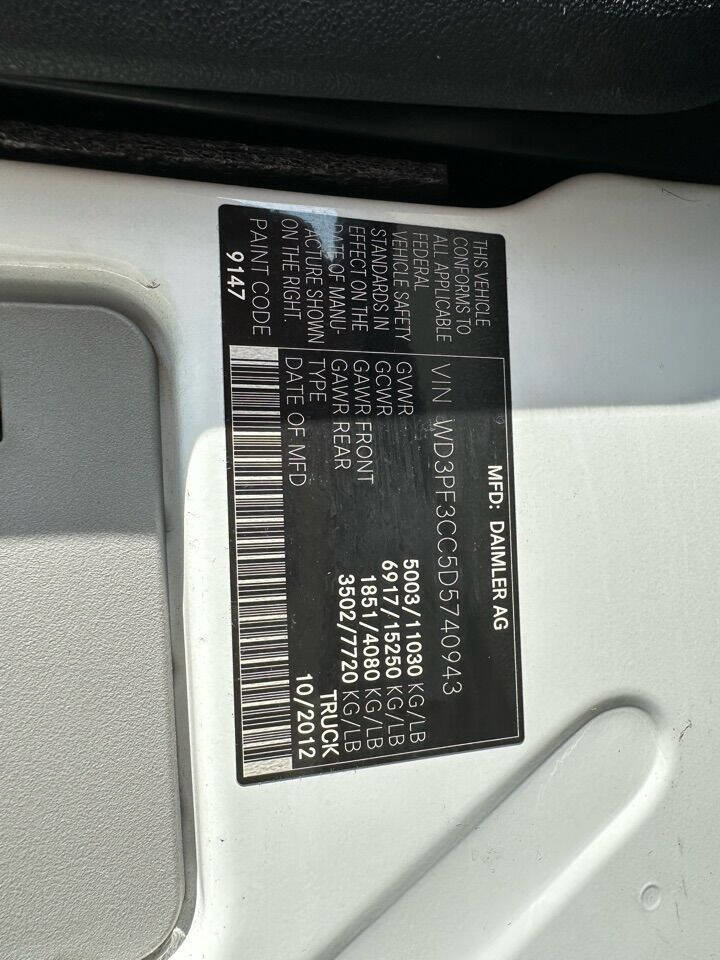 Used 2013 Mercedes-Benz Sprinter 3500 image 15