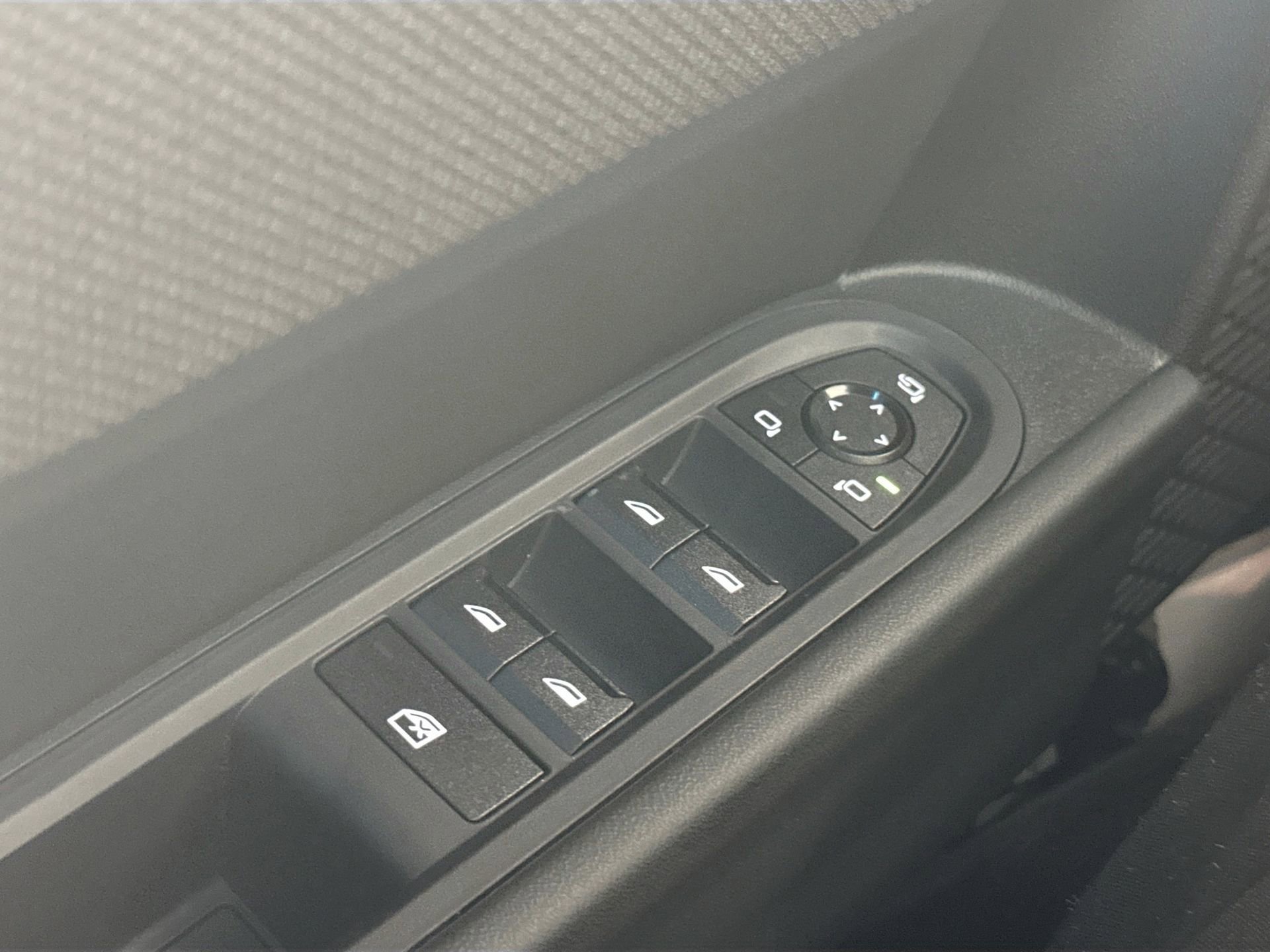 New 2025 MINI Cooper S image 21