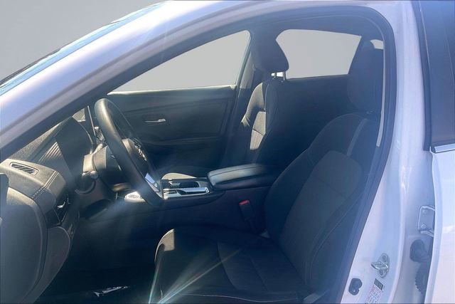 Used 2024 Nissan Sentra SV w/ Trunk Package image 24