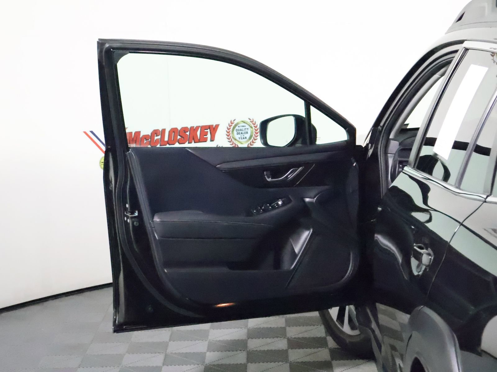 Used 2023 Subaru Outback Premium AWD/4WD image 23