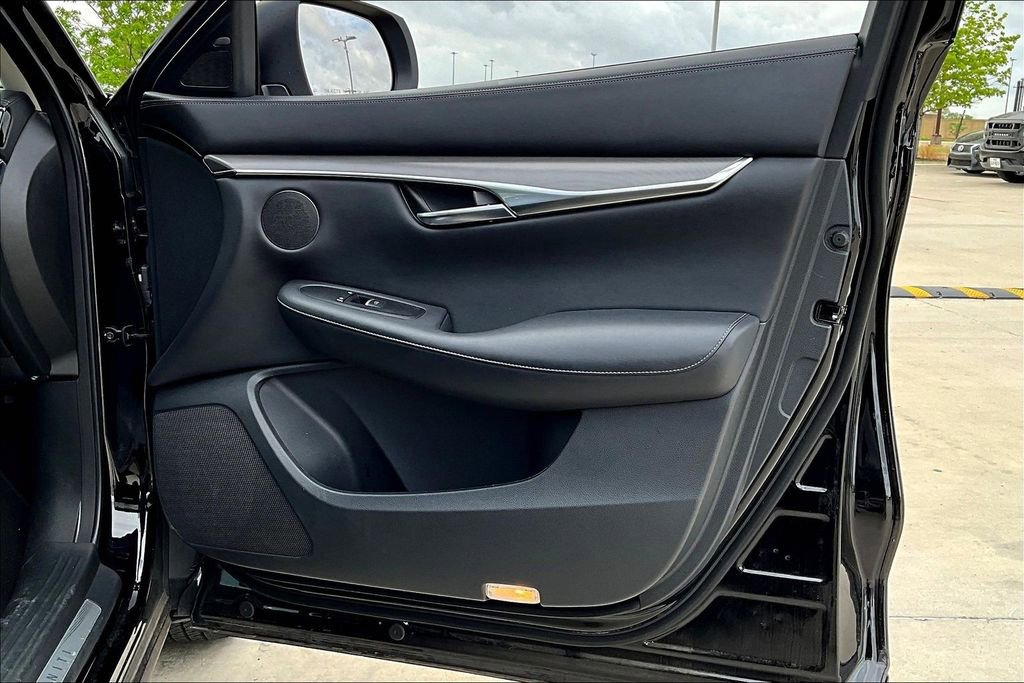 Used 2023 INFINITI QX50 Pure image 21