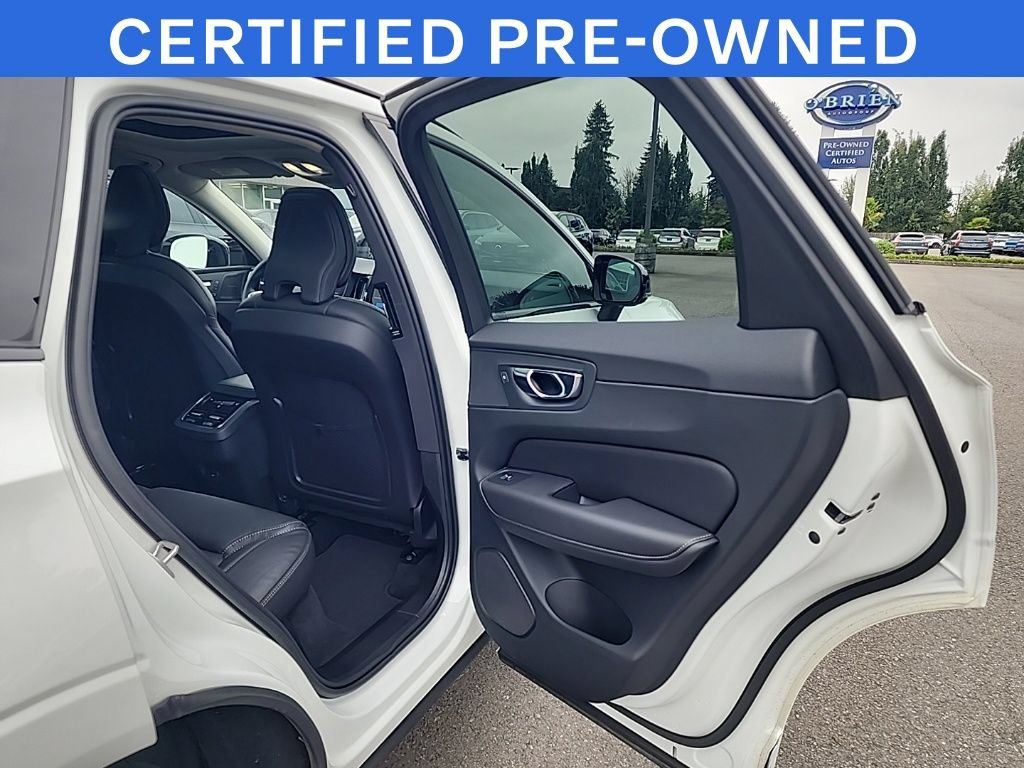 Certified 2023 Volvo XC60 B6 Ultimate AWD/4WD image 17