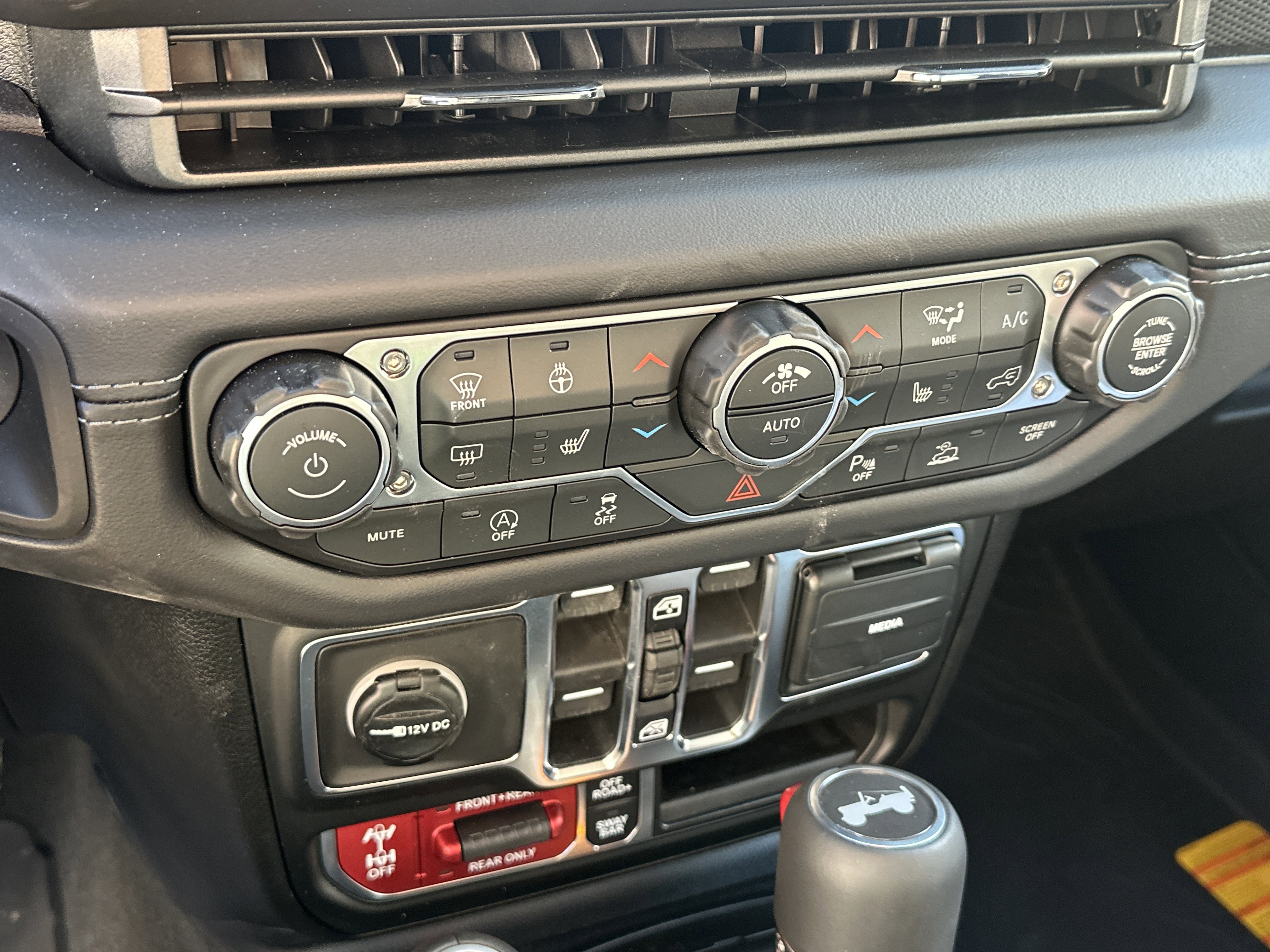 New 2026 Jeep Wrangler Rubicon image 6