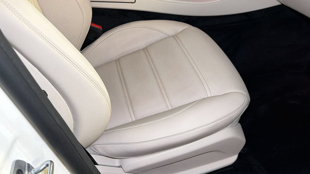 Used 2021 Mercedes-Benz E 53 AMG 4MATIC Sedan image 11