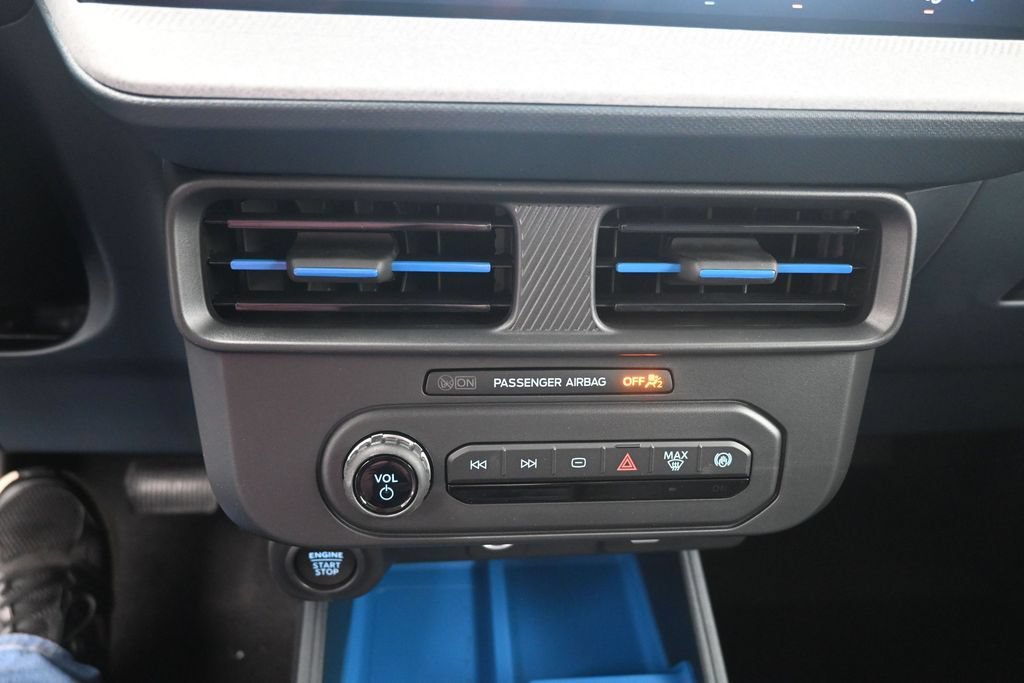 New 2026 Ford Maverick XLT FWD image 9