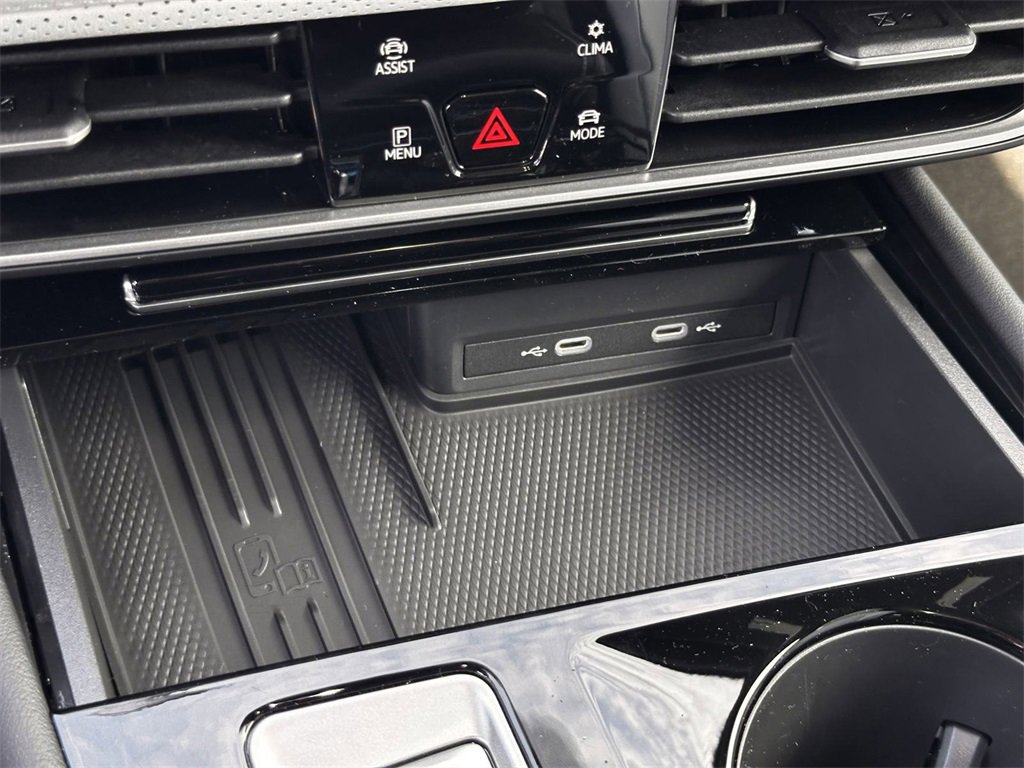 New 2025 Volkswagen Atlas Cross Sport SEL Premium R-Line image 21