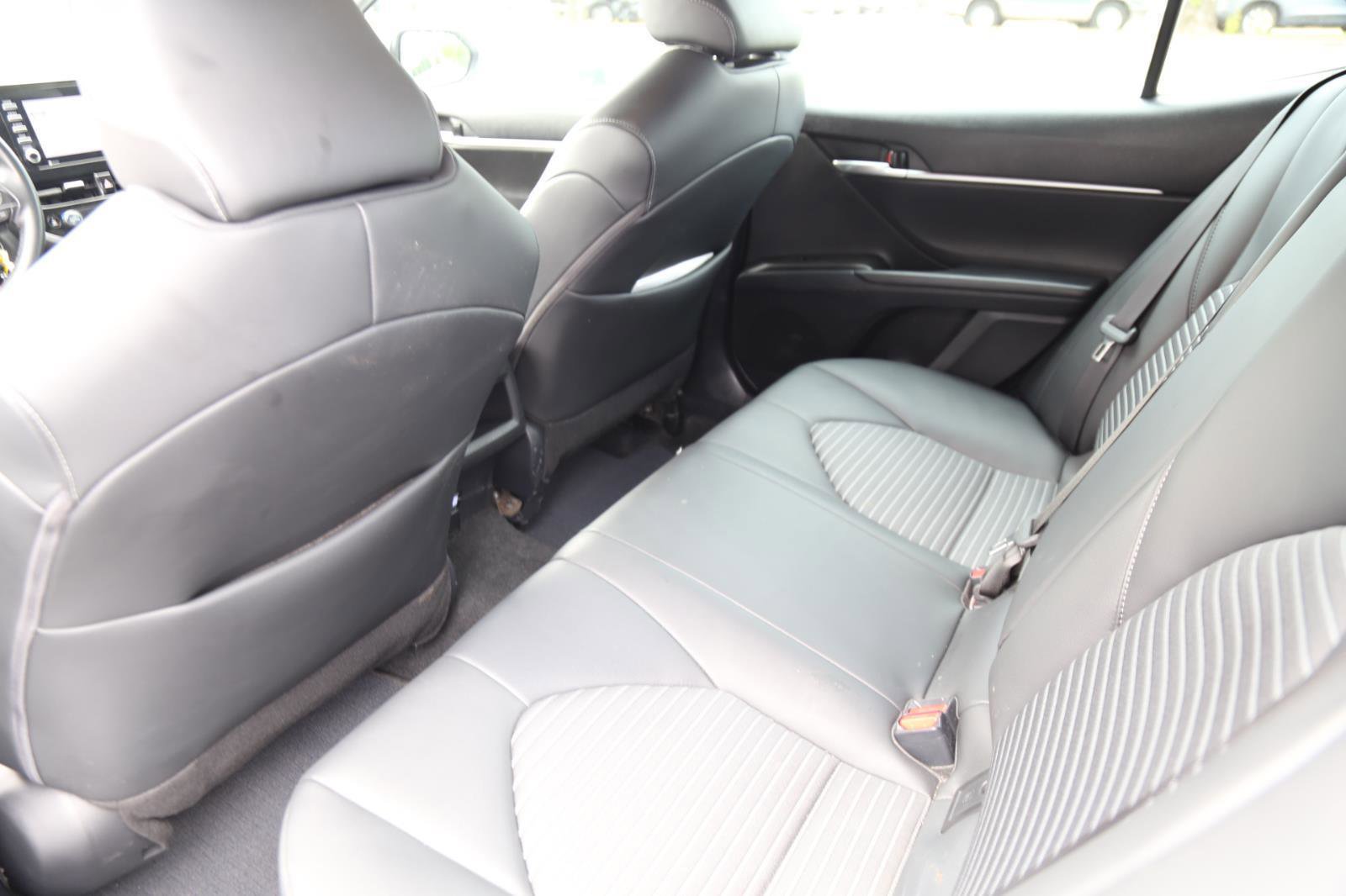 Used 2023 Toyota Camry SE FWD image 19