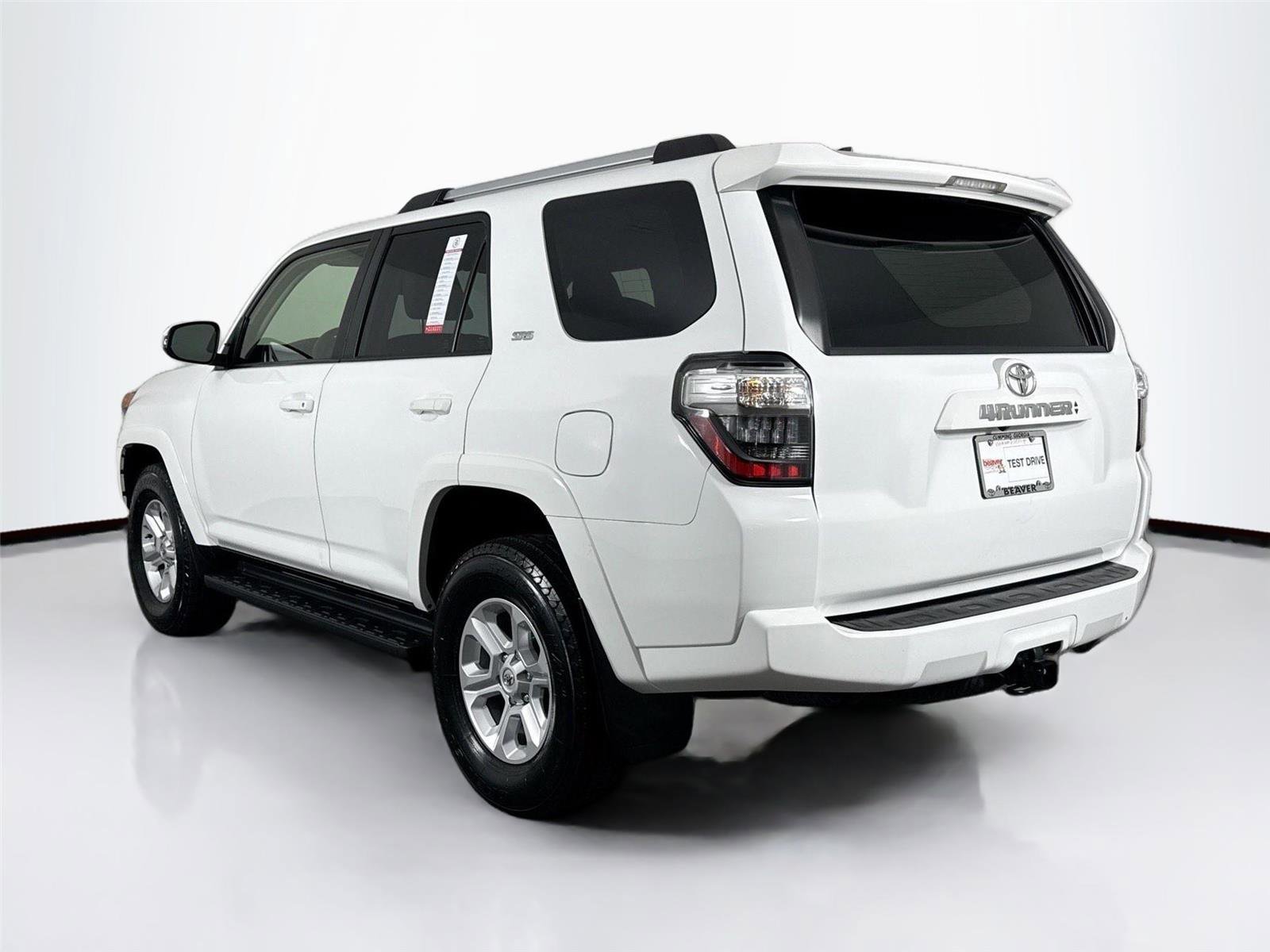 Certified 2022 Toyota 4Runner SR5 Premium AWD/4WD image 13