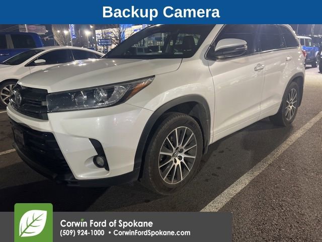 Used 2017 Toyota Highlander SE image 7