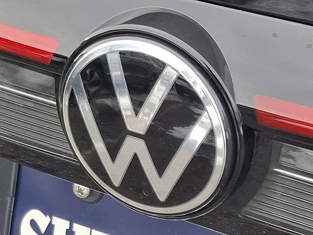 New 2026 Volkswagen Taos SE image 12