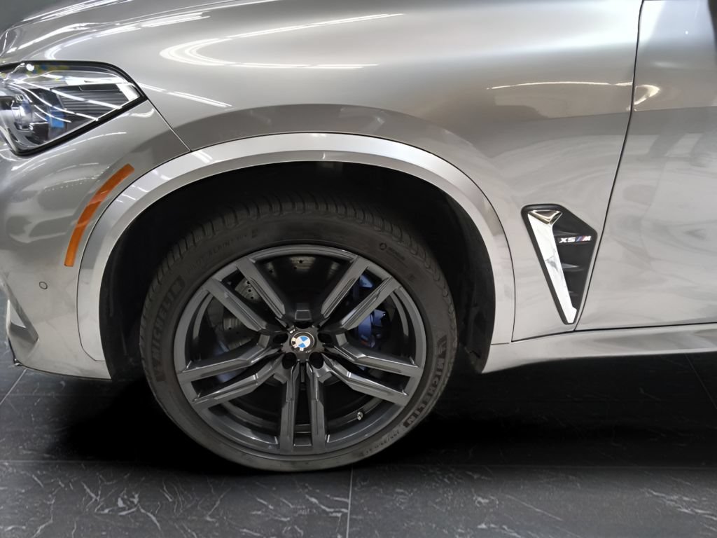 Used 2020 BMW X5 M AWD/4WD image 32