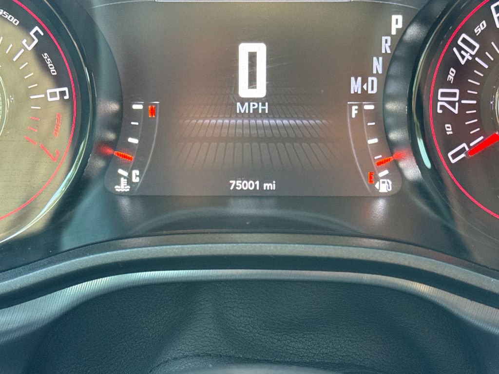 Used 2021 Dodge Challenger SXT w/ Blacktop Package RWD image 4