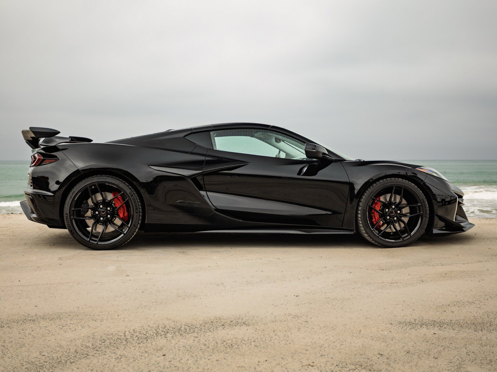 Used 2026 Chevrolet Corvette Z06 RWD image 5