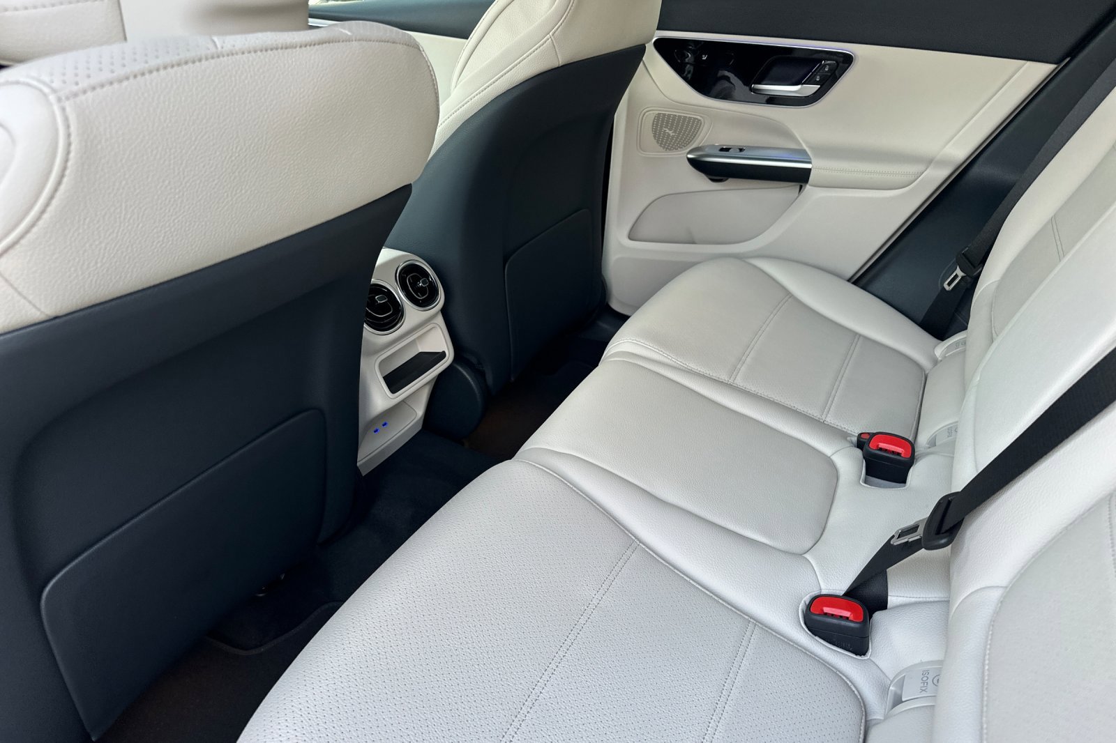 New 2026 Mercedes-Benz GLC 300 4MATIC image 12