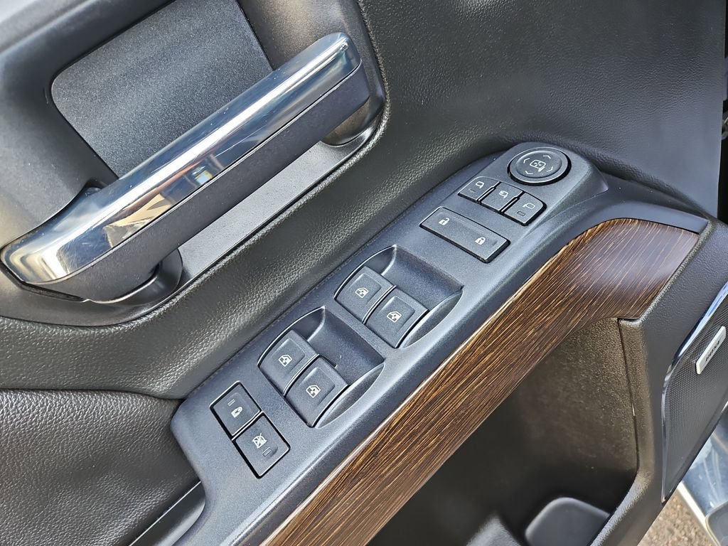 Used 2017 GMC Sierra 2500 Denali w/ Duramax Plus Package image 23