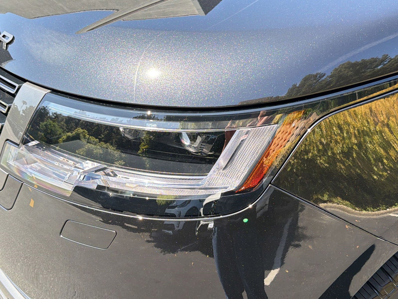 New 2026 Land Rover Range Rover SE image 11