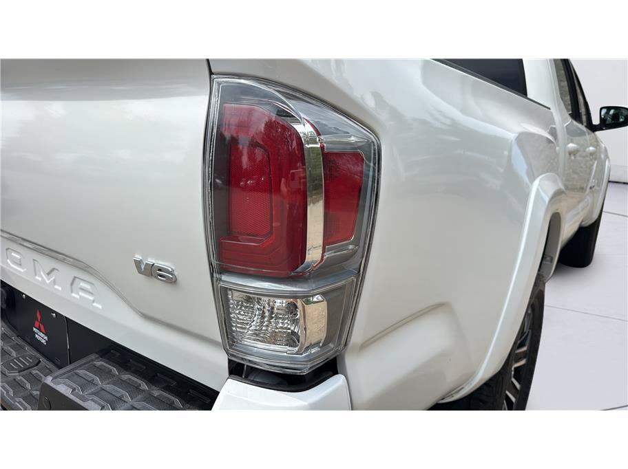 Used 2021 Toyota Tacoma TRD Sport w/ Technology Package RWD image 26