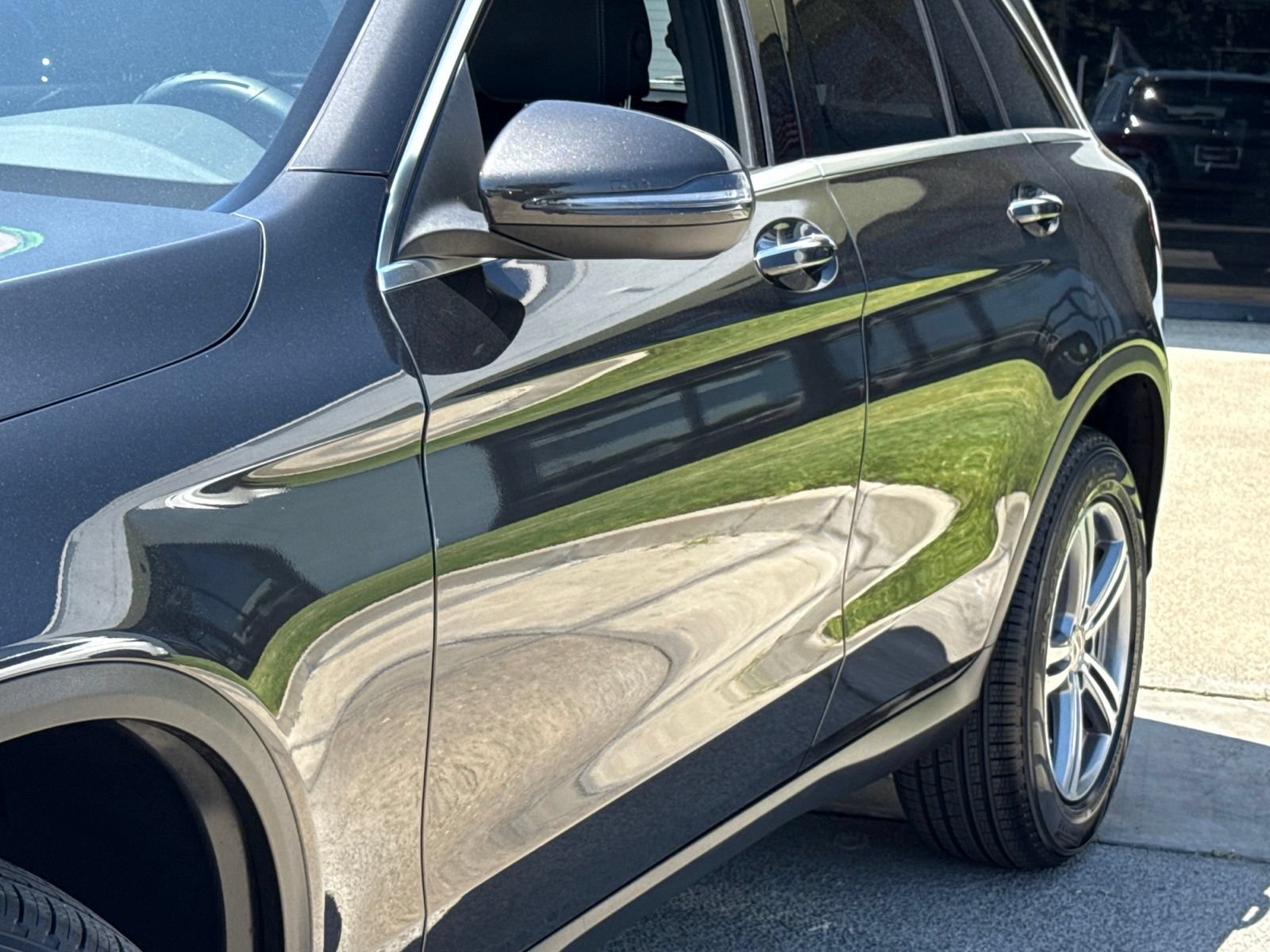Used 2022 Mercedes-Benz GLC 300 image 5