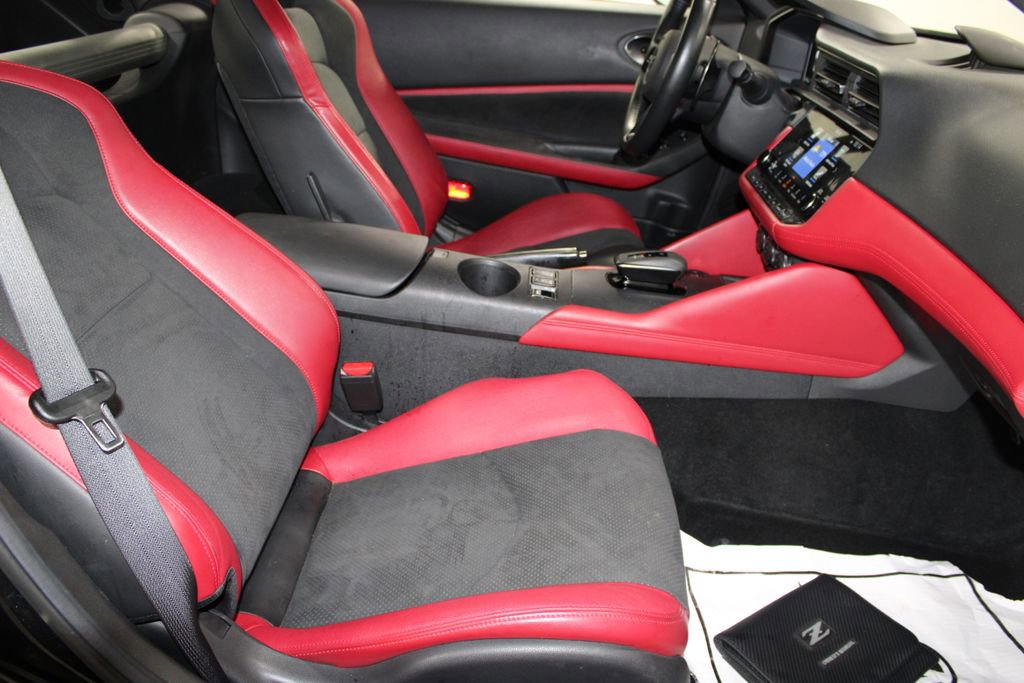 Used 2024 Nissan Z Performance w/ Floor Mat Package image 19
