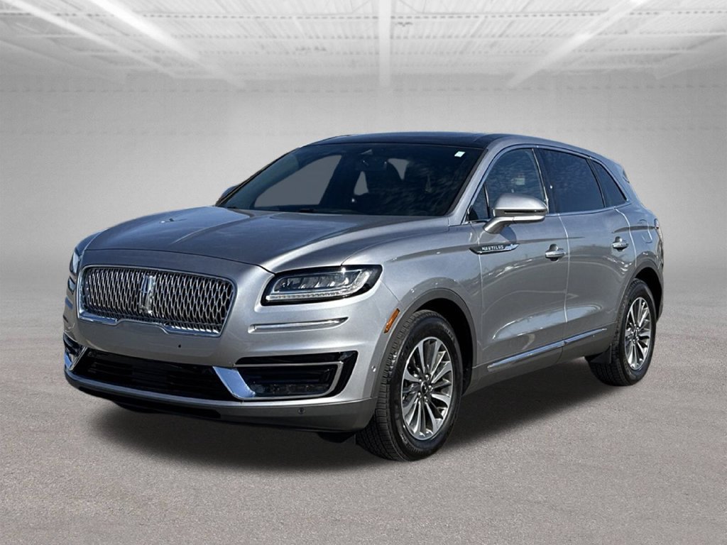 Used 2020 Lincoln Nautilus Reserve AWD/4WD image 3