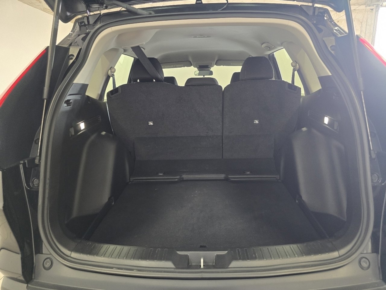Used 2024 Honda CR-V LX image 17
