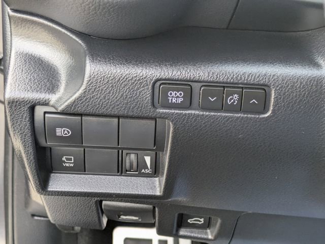 Used 2023 Lexus IS 350 F Sport w/ Navigation Package image 25
