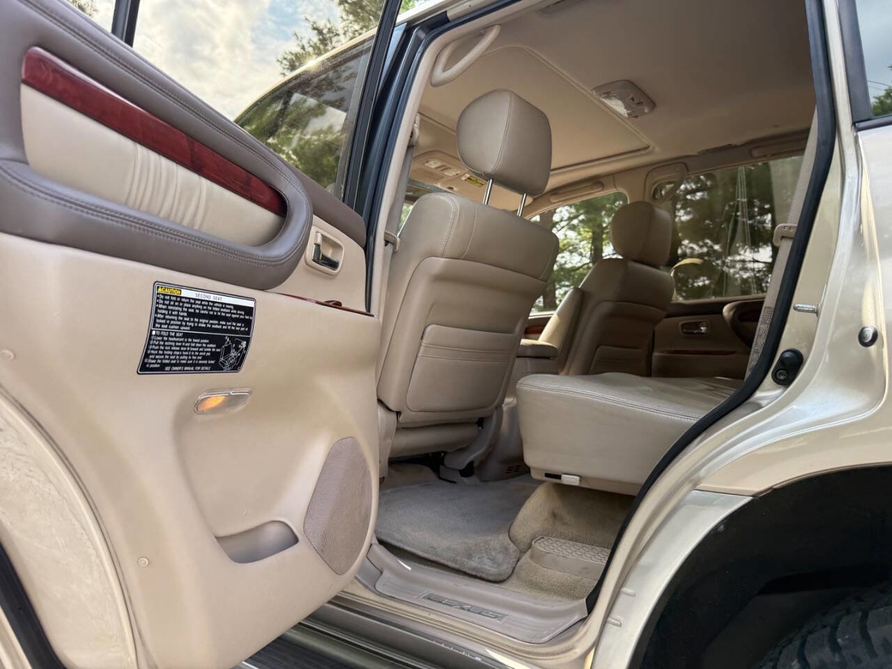 Used 2001 Lexus LX 470 4WD image 52