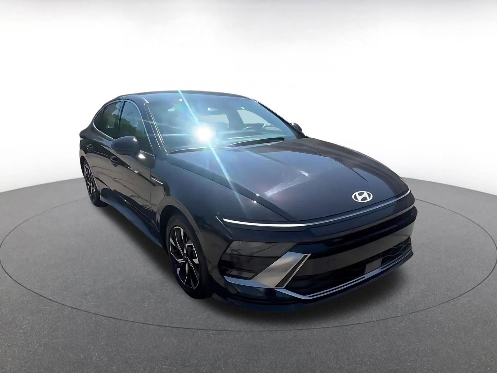 Used 2025 Hyundai Sonata SEL image 3