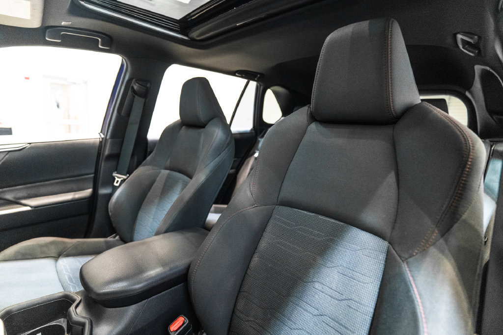 Used 2024 Toyota RAV4 SE w/ Weather & Moonroof Package AWD/4WD image 6
