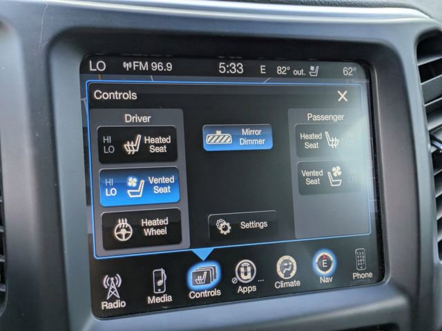 Used 2015 Jeep Cherokee Trailhawk w/ Comfort/Convenience Group image 25