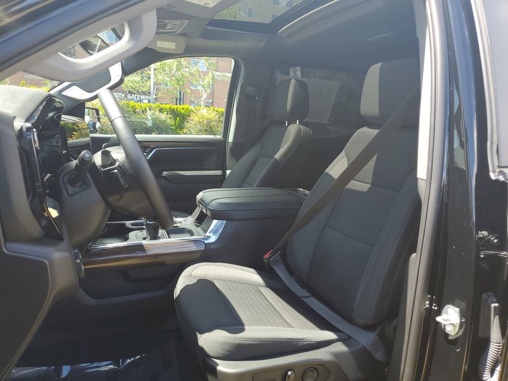 Used 2023 Chevrolet Silverado 1500 RST w/ Convenience Package II AWD/4WD image 17