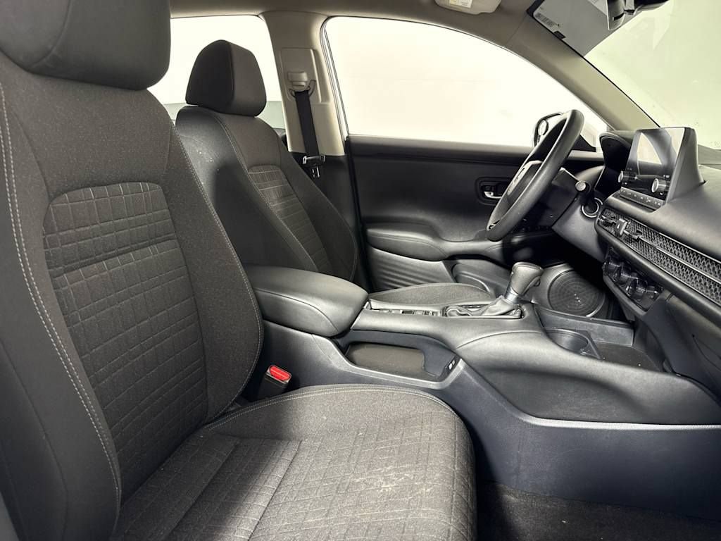 Used 2023 Honda HR-V LX image 15