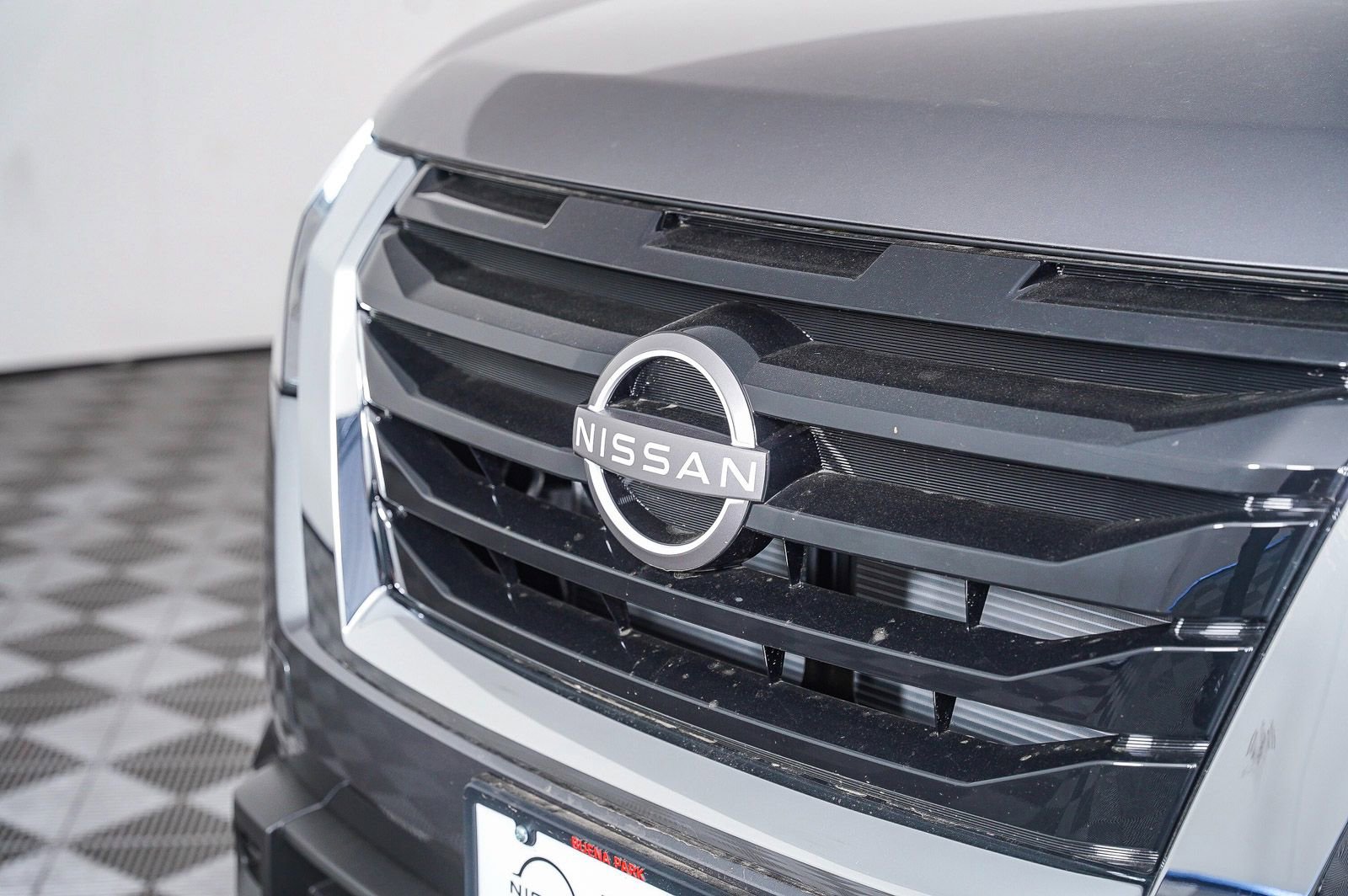 Certified 2025 Nissan Pathfinder S image 5