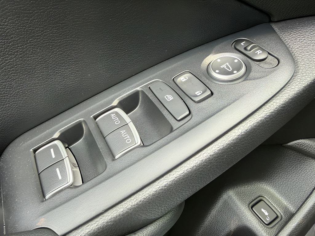 Certified 2022 Honda Accord Touring image 25