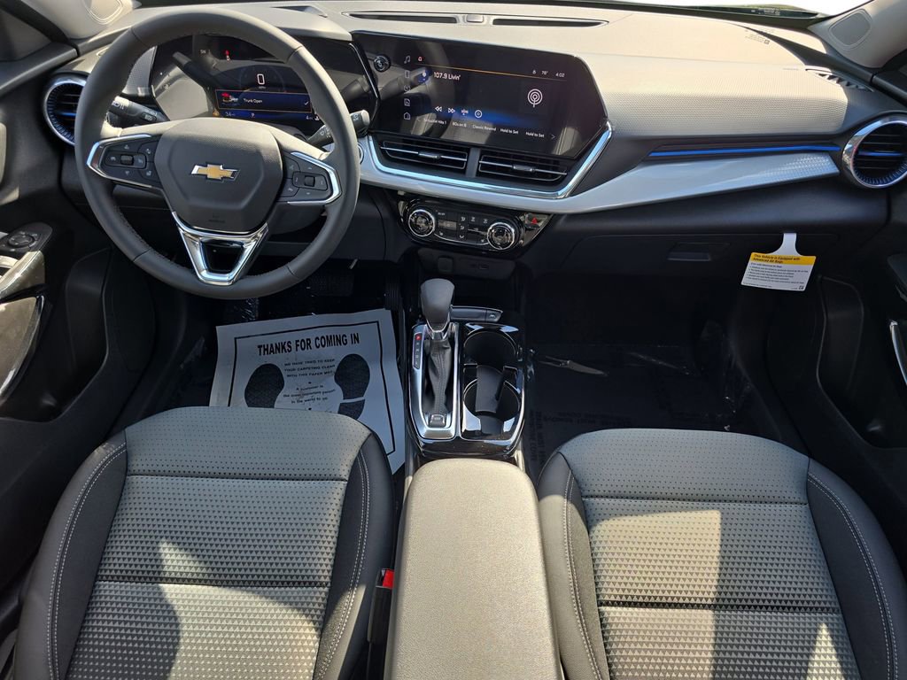 New 2026 Chevrolet Trax LT w/ Driver Confidence Package image 9